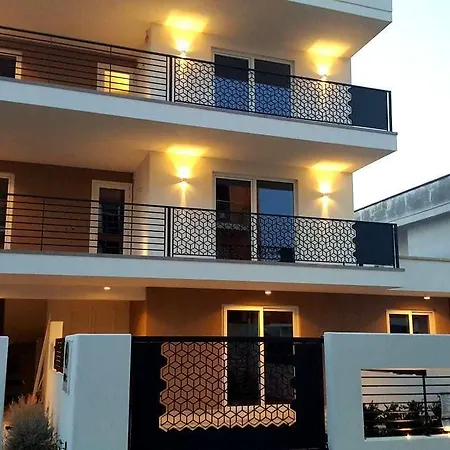 Bed & Breakfast Riva 33 4*