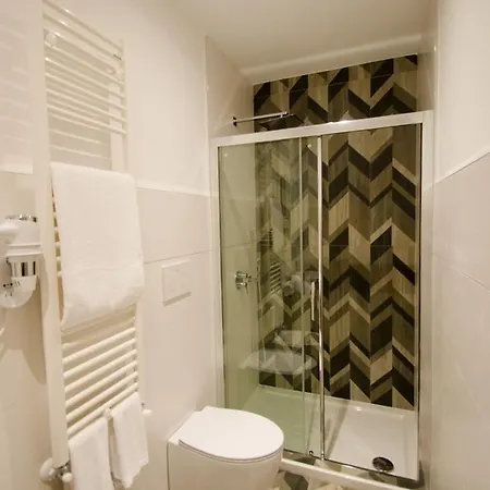 Bed & Breakfast Riva 33 4*