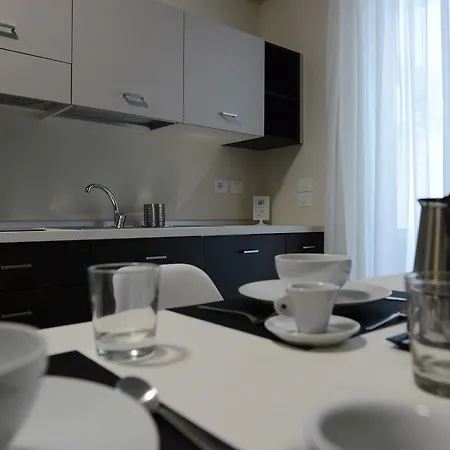 Riva 33 Bed & Breakfast 4*