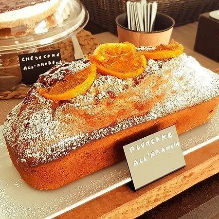 Riva 33 Bed and Breakfast 4*