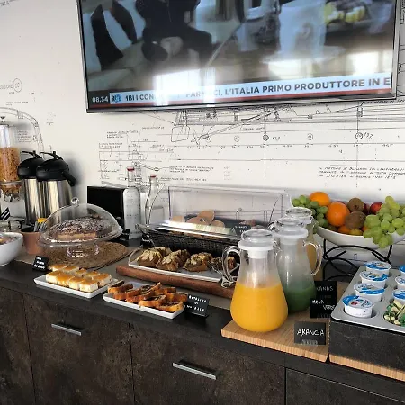 住宿加早餐酒店 Riva 33 4*