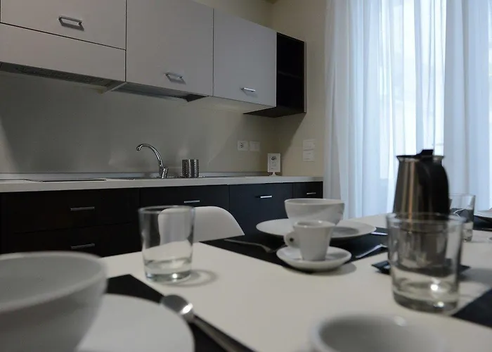 Riva 33 Bed & Breakfast 4*