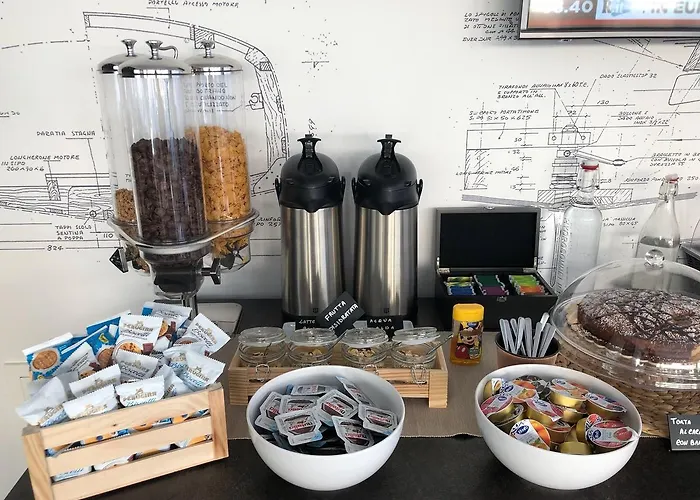 Riva 33 Bed & Breakfast 4*